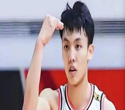师徒情深！徐杰为杜锋发声，为杜锋减压