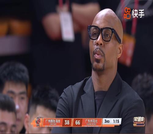 宏远赢了，但米切尔赛后发言令粤蜜绝望，徐昕回购主动权不在宏远
