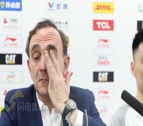 辽宁被淘汰发布会！乌戈谈李晓旭退役落泪，李晓旭谈论退役原因！