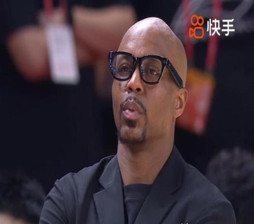 广东苦战晋级八强，将迎战首钢，徐昕去留成悬念