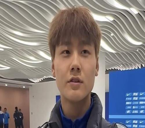 大连两飞翼身背3黄战国安避免停赛留力青岛双雄朱鹏宇替斯坦丘