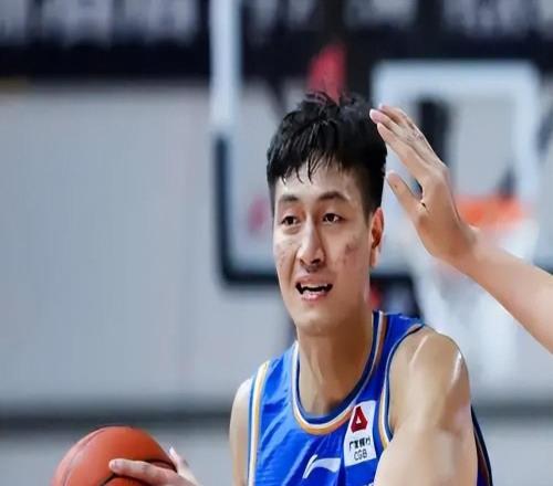 广州刚送走一个内线就急着接盘，30分钟2.7分的状元真有那么香