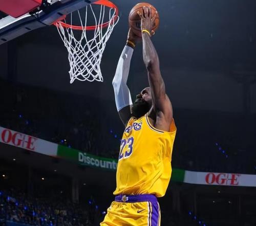 随着雷霆5连胜，活塞赢10分，NBA季后赛最新排名出炉！湖人输18分