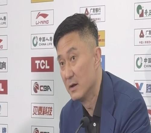 杜锋：比赛输在了三分命中率上，好好准备G2并解决出现的问题