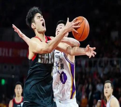 CBA格局剧变！京粤大战成年轻秀场，辽粤统治要终结