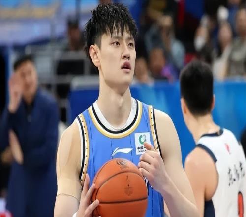北京G1阵容优势发挥极致！内线高度压制，外线投突结合，替补碾压