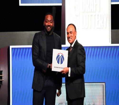 奇才队赢得选秀状元签后，2026年NBA选秀完整顺位如下