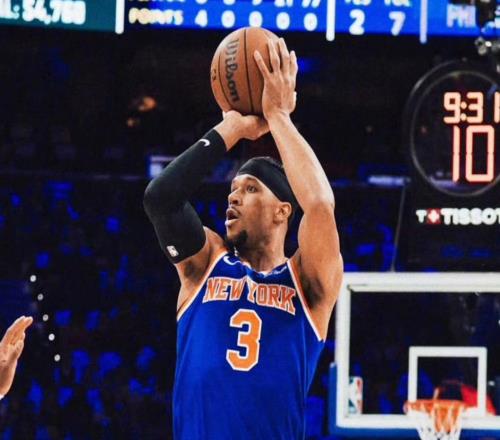 NBA季后赛：首个四强诞生！他们04遭横扫，尼克斯闯进东决！