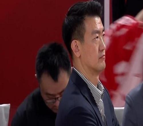 王博：大家的斗志要比第一场要好孙铭徽是否复出回杭州看训练情况