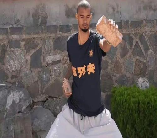 天王山！！华子打到吸氧！！文班被驱逐可能禁赛！