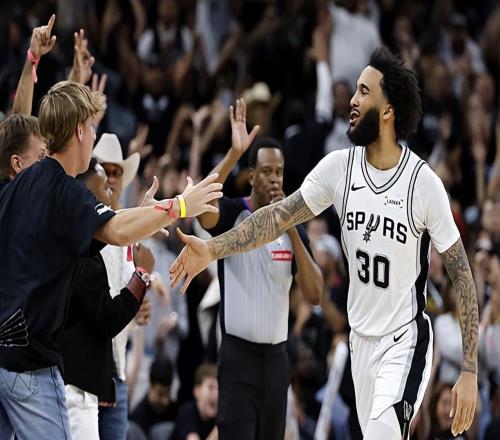最近3场三分线外19中4,马刺锋线大将的手感怎么突然间下滑了