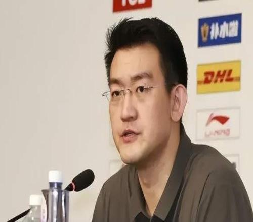 广厦为何连续2年翻盘王博给出答案，点名孙铭徽，潘江差点意思