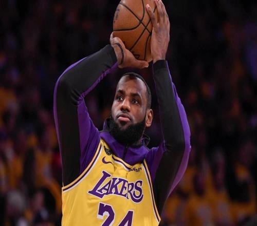 NBA名人堂中锋用科比的名言，回击湖人队球迷对詹姆斯的冷嘲热讽