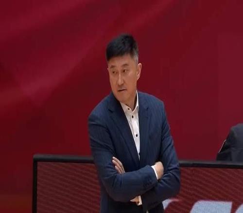 内线崩塌！王少杰租借期满，焦泊乔不好用，山东硬汉或是广东解药