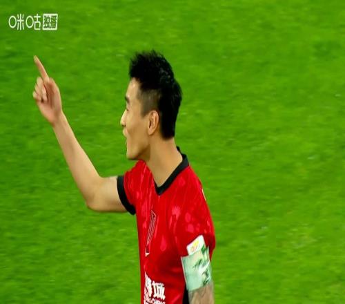 中超最新积分榜：成都蓉城夺半程冠军，西海岸第6，5队积分未上双