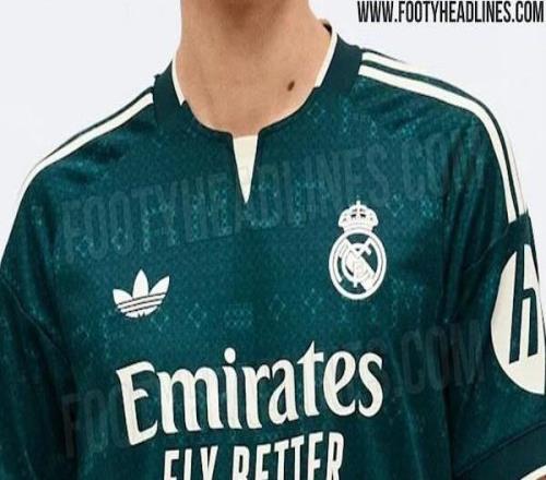 皇马下赛季客场球衣曝光：深墨绿色调，带有“RMCF”字样暗纹