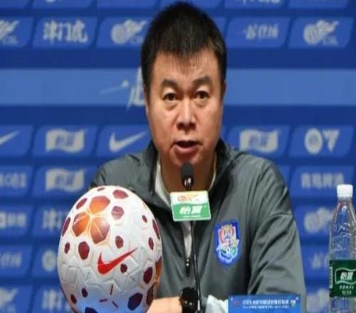 于根伟：上半场开局球队做得不错，总体来讲自身失误相对较多