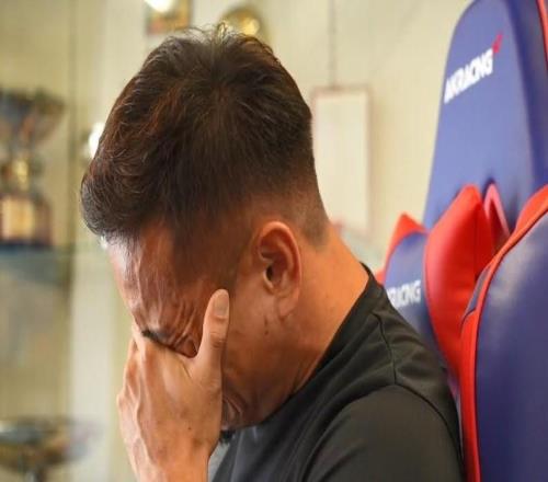 都体：长友佑都39岁入选世界杯，第五次参赛当场落泪