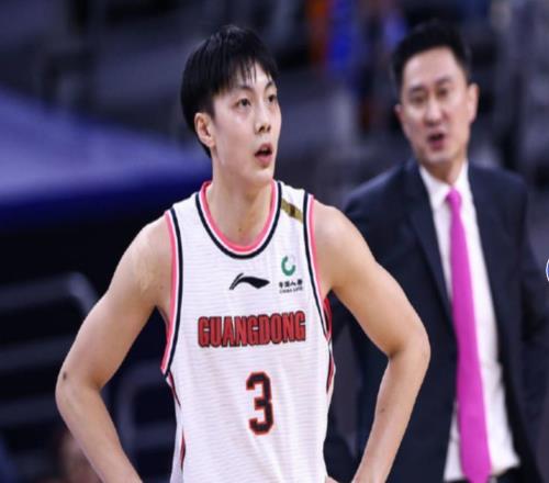 广东队4名球员入选男篮短训营，徐杰、徐昕推迟海外特训计划