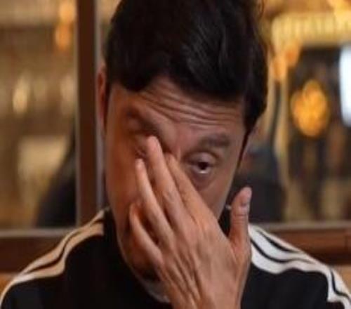 沪媒：去年卸任长春亚泰主帅后，谢晖每日陪伴母亲直至她病终