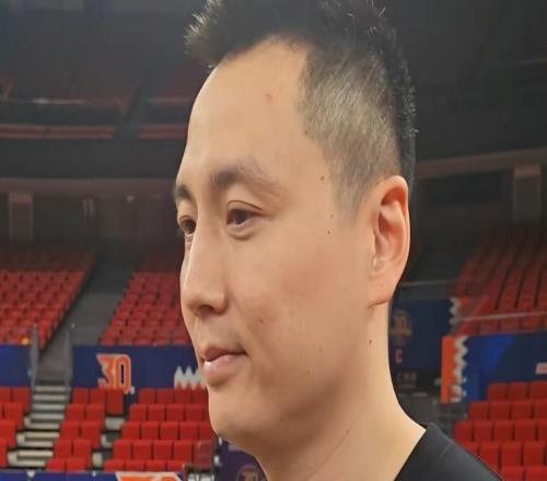 卢伟备战G2！提赵睿周琦发挥，回应投篮针对双塔，并叮嘱偰李永炜
