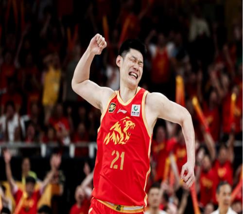 MVP对决!胡金秋20+8完胜太稳定贺希宁11中3下半场0分隐身