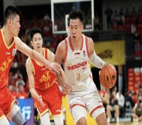 媒体人：深圳在给贺希宁创造机会上不够耐心，G2他们值得期待