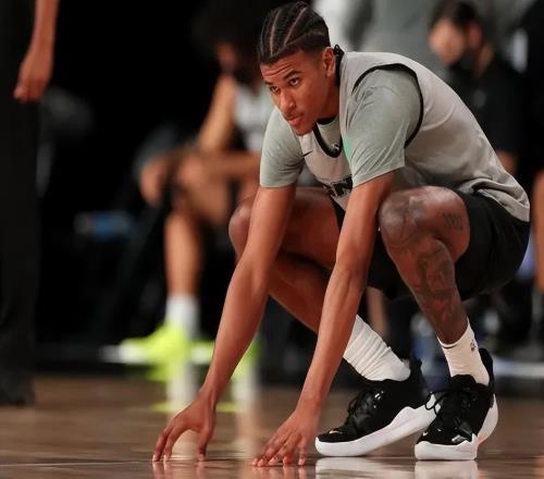 4战狂轰110分！被火箭抛弃的榜眼，终于支棱起来了