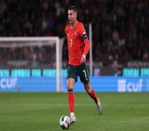 同样生于1985，27轮意甲踢满21场，他比C罗更配去世界杯