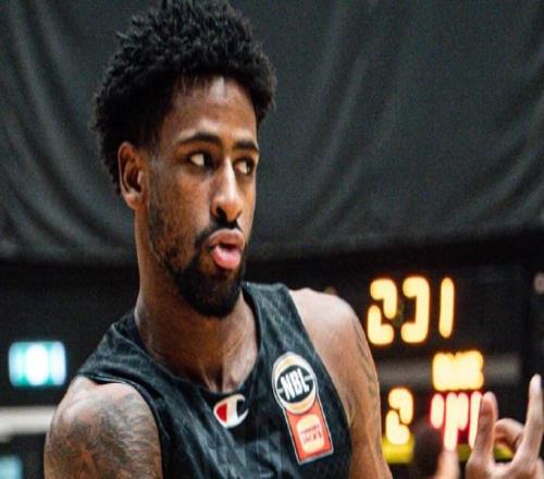 辽宁9284逆转山西3喜1忧！布罗金顿+李晓旭太好用，威尔斯迷失！