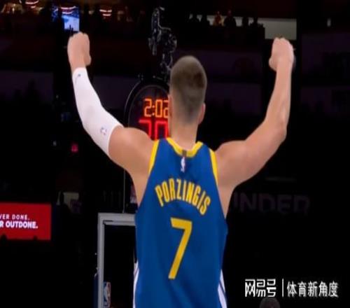 3000万先生啊！这球打得，真怕你晕过去