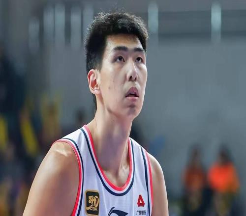 广东男篮本赛季消失的“七位故人”！他们都在哪过的还好吗