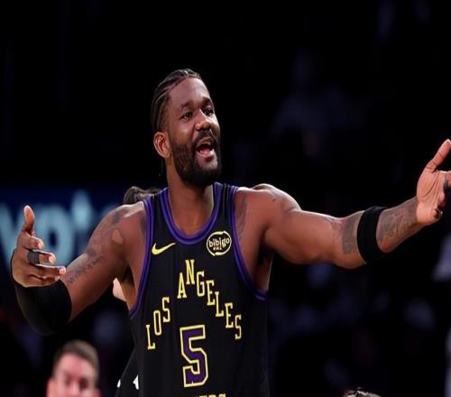 难得打出20+10的数据，湖人先发中锋的状态突然有了显著的提升