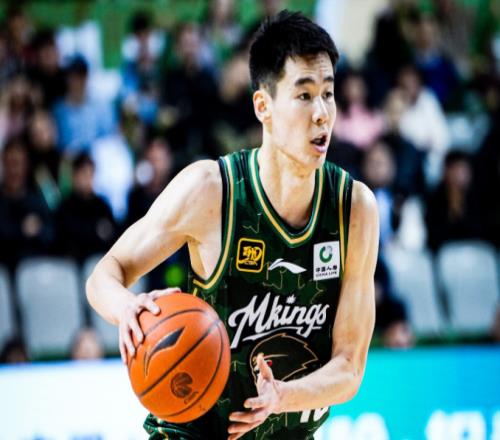 CBA第25轮最佳阵容：郭昊文30分赢庞峥麟北控邹雨宸廖三宁入选