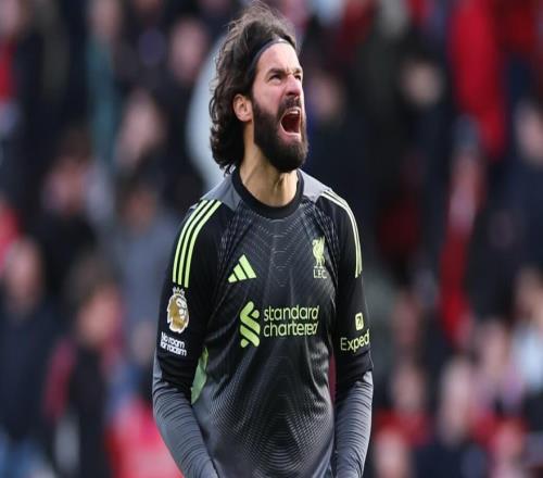 记者：利物浦已经激活和阿利松续约至2027年6月的选项