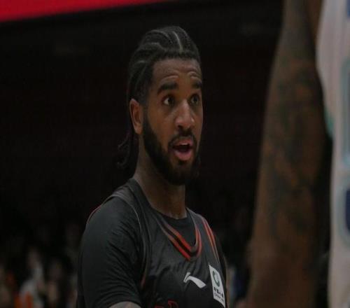 山东85：76青岛，克里斯42分，创CBA生涯新高