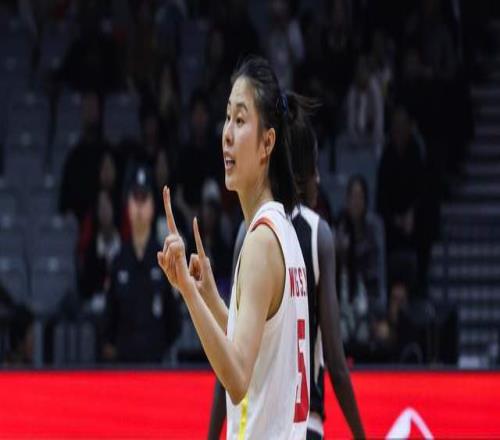 王思雨：希望球迷给予中国女篮更多包容，以前的荣誉已经是过去式