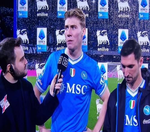 霍伊伦：为那不勒斯效力让我成长德布劳内的回归至关重要