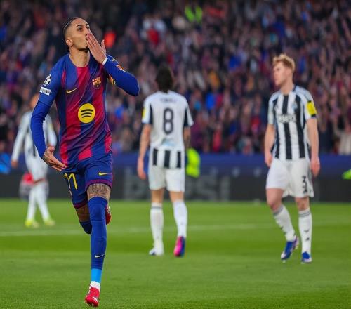 83！拉神独造5球+亚马尔超越姆巴佩巴萨火力全开横扫英超土豪