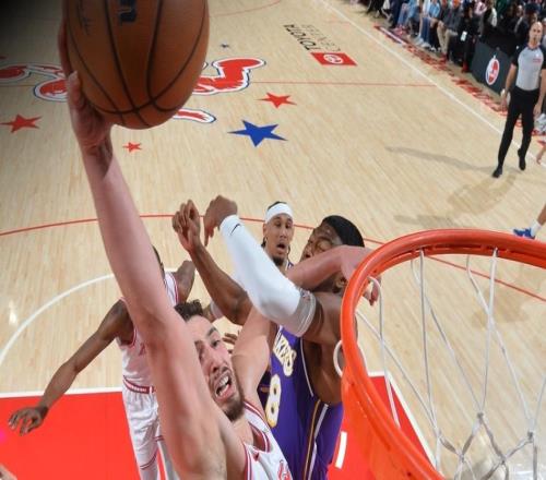 轰27+10助打成火箭真PG！申京复出惜败不背锅官方晒海报证一切