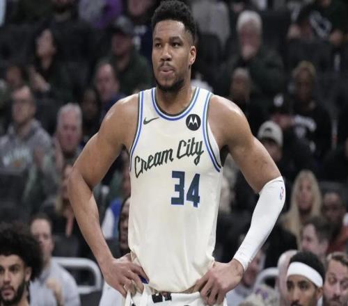 字母哥...因为不肯赛季报销，跟雄鹿吵起来了！！！