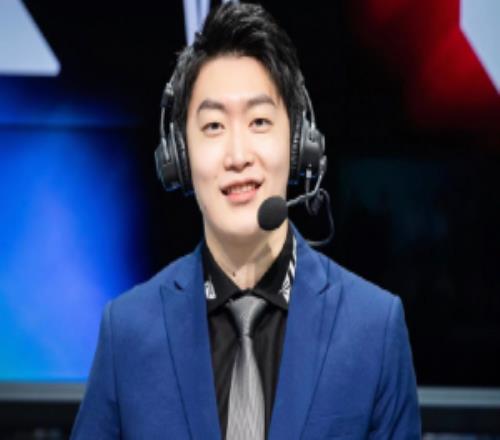 管哥也看红温了管泽元：这越南上路兄弟也不容易！真带不动