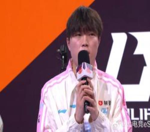 这算中肯的！Bin：这场的对手本来就比上场弱一些3比0也很正常