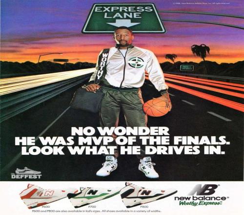 他们专卖“老头鞋”，却能签下19岁NBA未来门面？