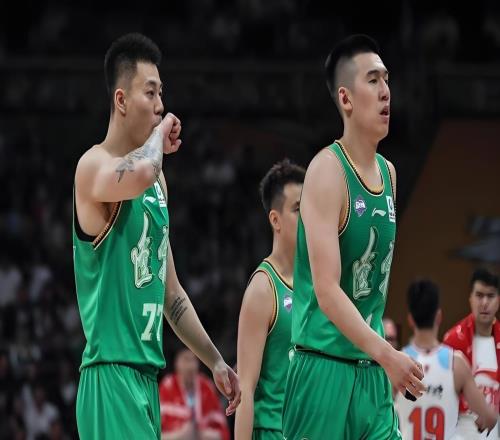 CBA排名一夜再变!北京遭爆冷后47名大乱,辽宁队下轮压力很大