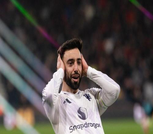 点射破门+造乌龙，B费本赛季第9次当选曼联队内最佳球员