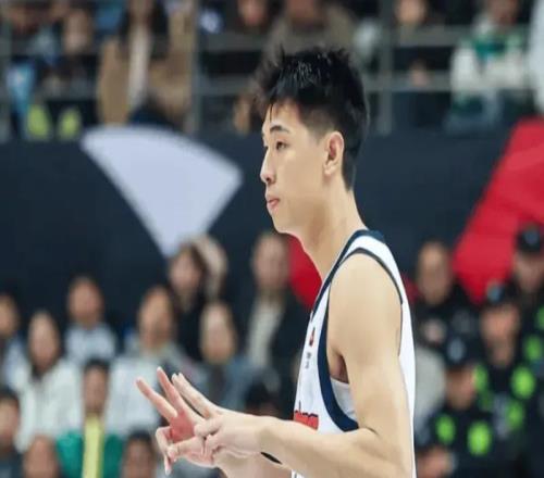 输上海崔永熙成唯一遮羞布！状态渐入佳境，攻守都有贡献！