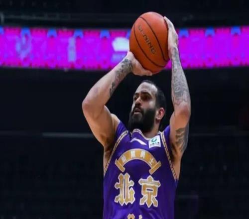 里勒救了张庆鹏！独砍46分巩固排名，球队临场+攻守仍是槽点！