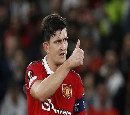 杜特雷尔希望卡里克得到转会的话语权，马圭尔变成了消耗型中后卫