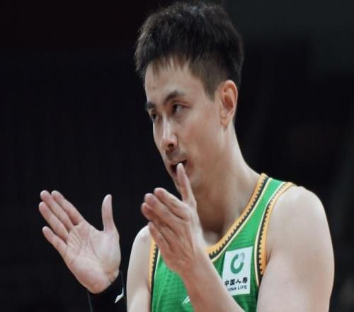 辽宁18分逆转双杀同曦：赵继伟11+11郭昊文15+6+8受伤